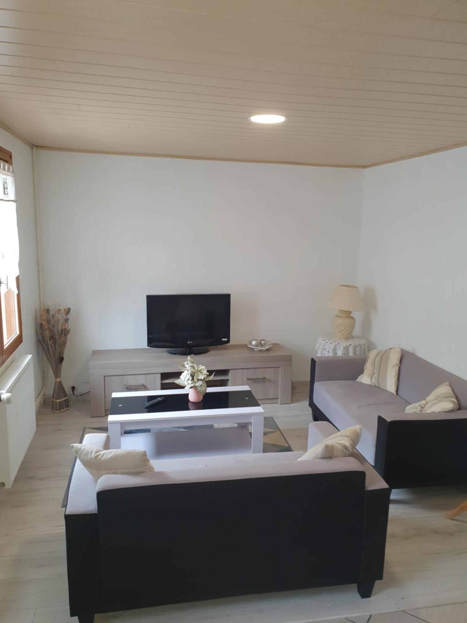 Gite Des Jardiniers Fumay Екстер'єр фото